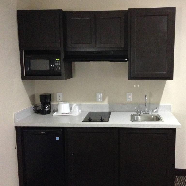 Residency Suites Cotulla Room photo